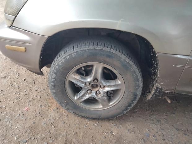 Lexus RX 2000 Silver