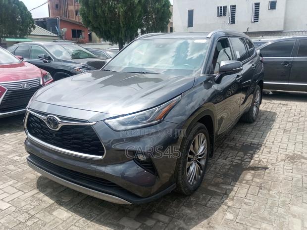 Toyota Highlander 2020 Gray