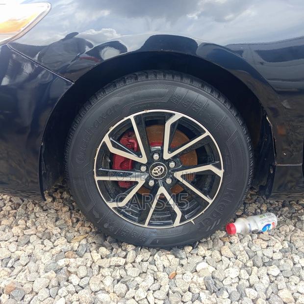 Toyota Corolla 2011 Black