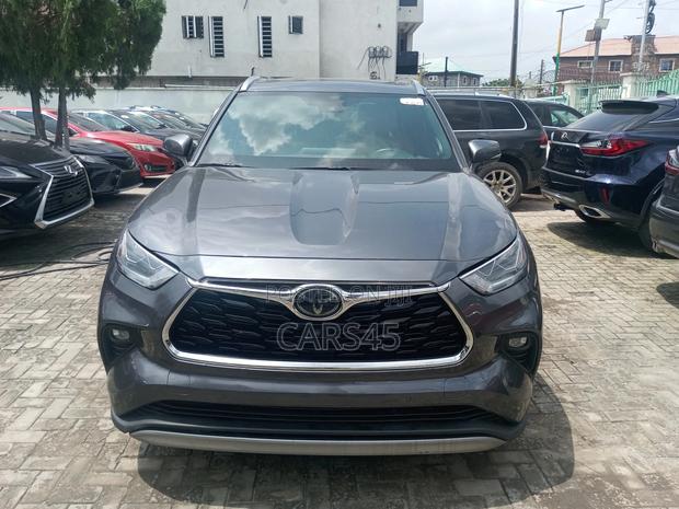 Toyota Highlander 2020 Gray