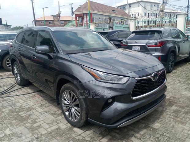 Toyota Highlander 2020 Gray