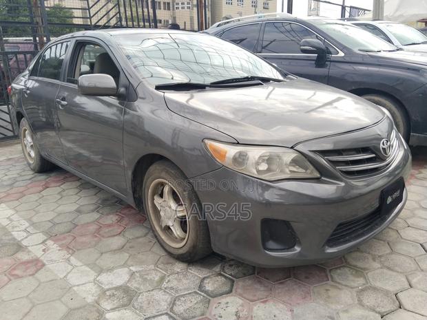 Toyota Corolla 2013 Gray