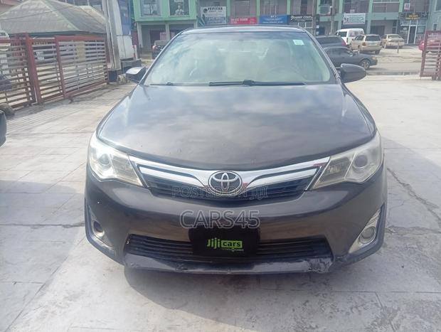 Toyota Camry 2014 Gray