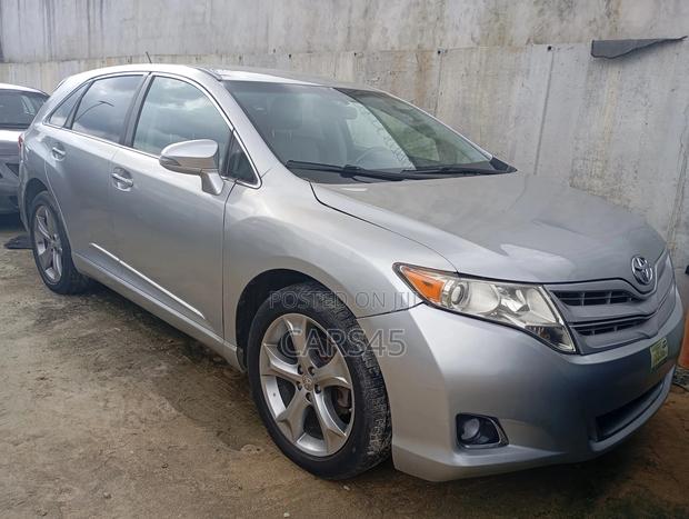 Toyota Venza 2015 Silver