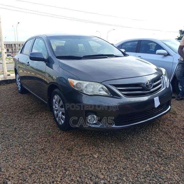 Toyota Corolla 2013 Gray