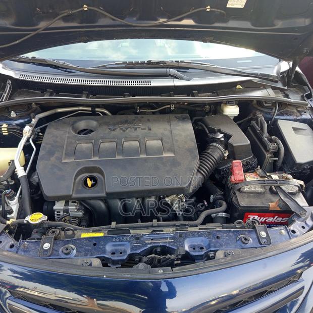 Toyota Corolla 2012 Blue