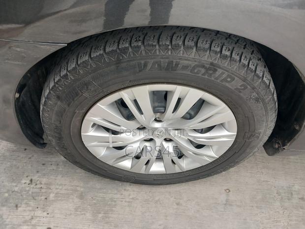 Toyota Camry 2009 Gray