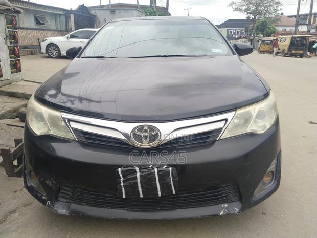 Toyota Camry 2012 Black