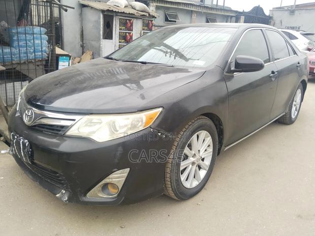 Toyota Camry 2012 Black