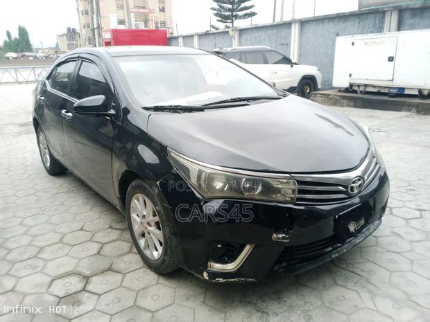 Toyota Corolla 2014 Black