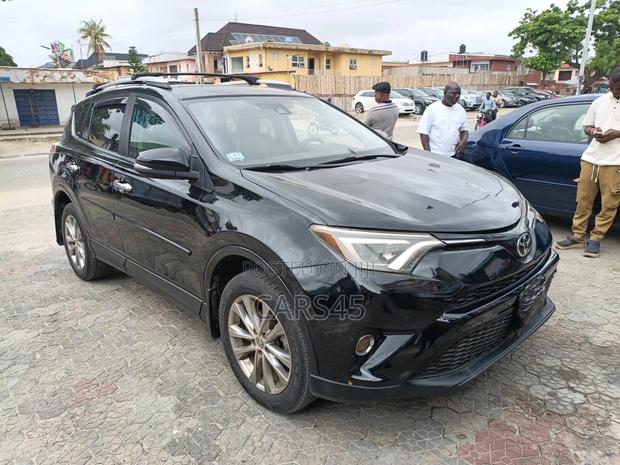 Toyota RAV4 2017 Black