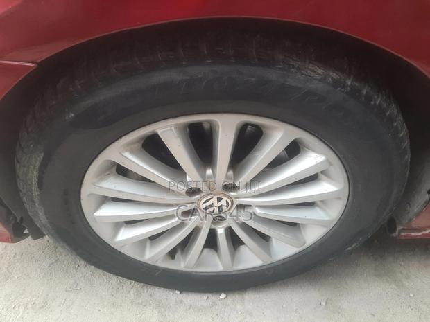 Volkswagen Passat 2016 Red