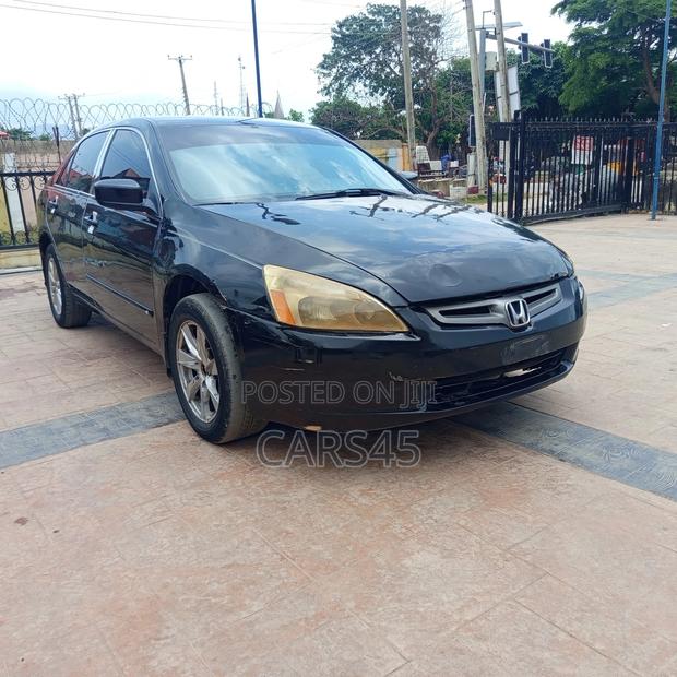 Honda Accord 2005 Black