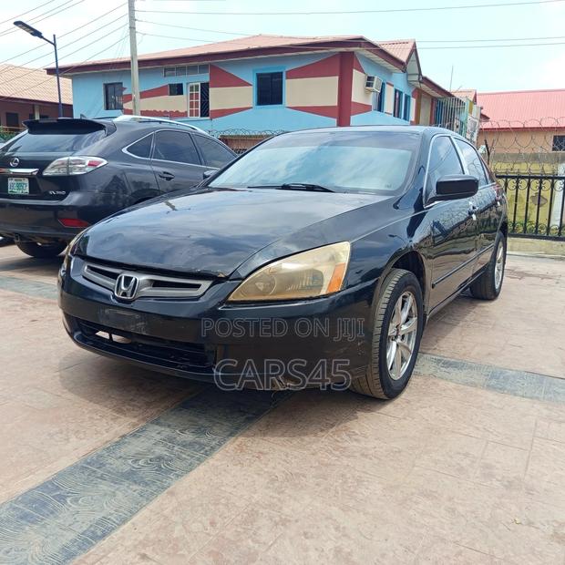 Honda Accord 2005 Black