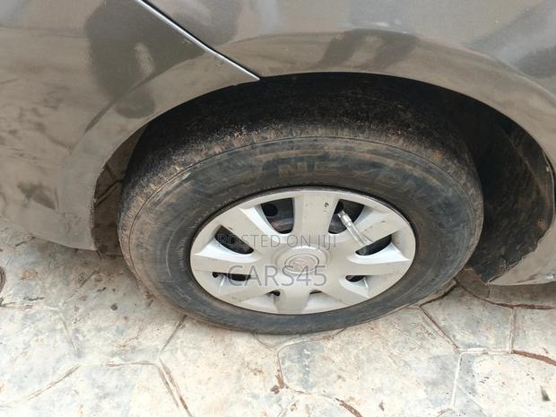 Toyota Sienna 2004 Gray