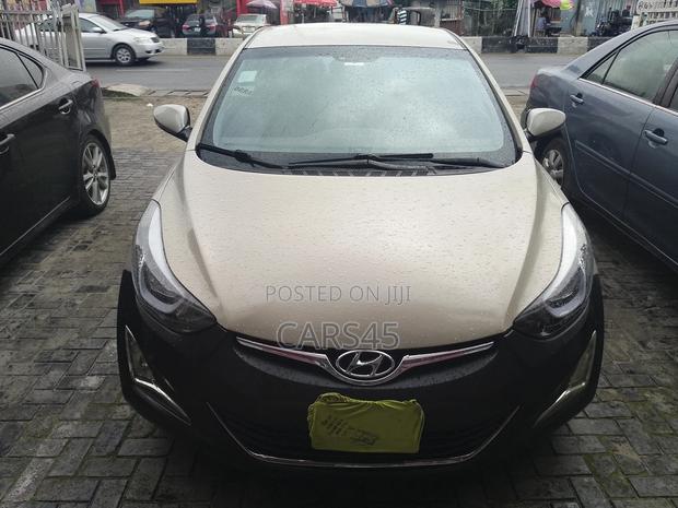 Hyundai Elantra 2012 Beige