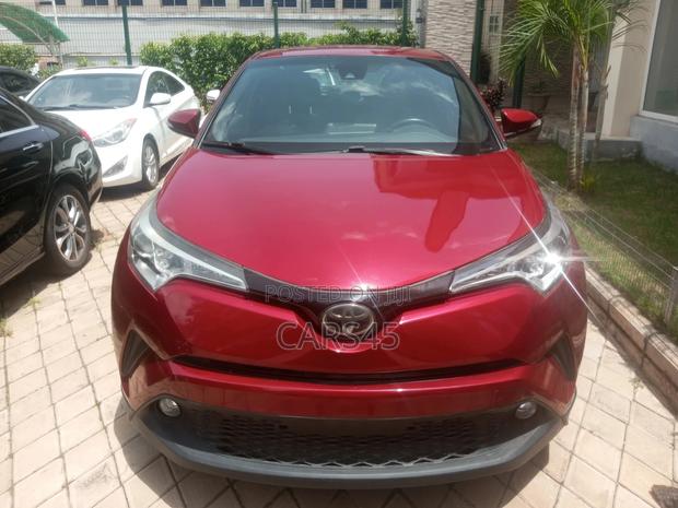 Toyota C-HR XLE FWD Sport Utility (2.0L 4cyl 2AM) 2018 Red