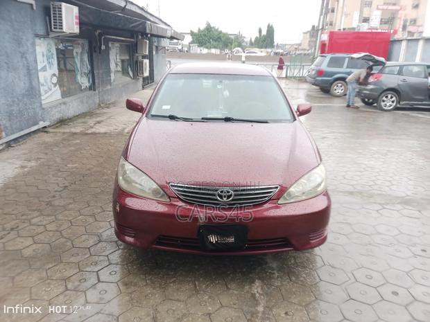 Toyota Camry 2006 Red