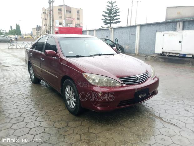 Toyota Camry 2006 Red