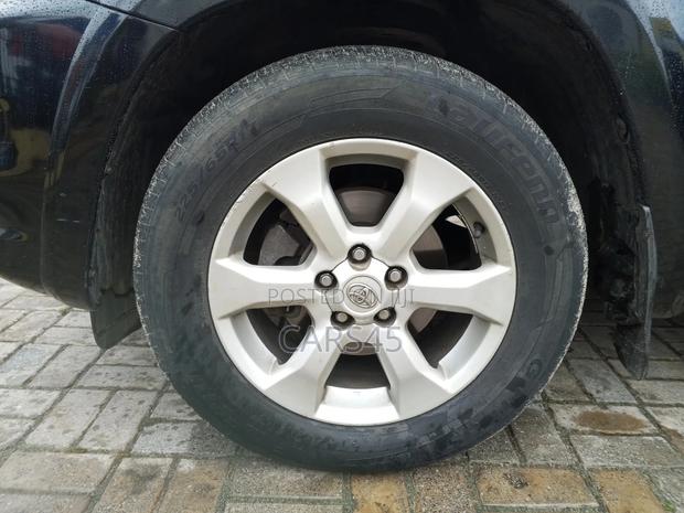 Toyota RAV4 2012 Black