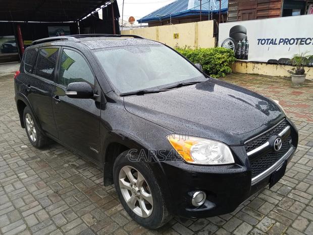 Toyota RAV4 2012 Black