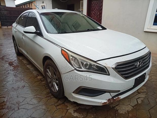 Hyundai Sonata 2017 White