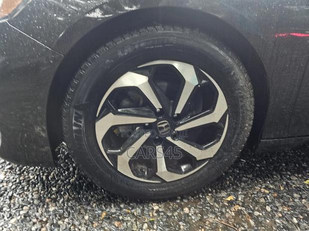 Honda Accord 2018 Brown