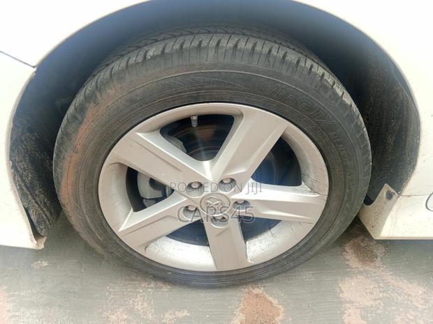 Toyota Camry 2014 White
