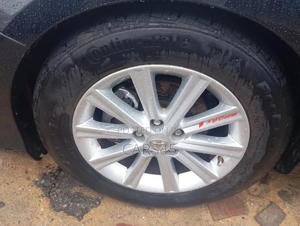 Toyota Camry 2012 Black