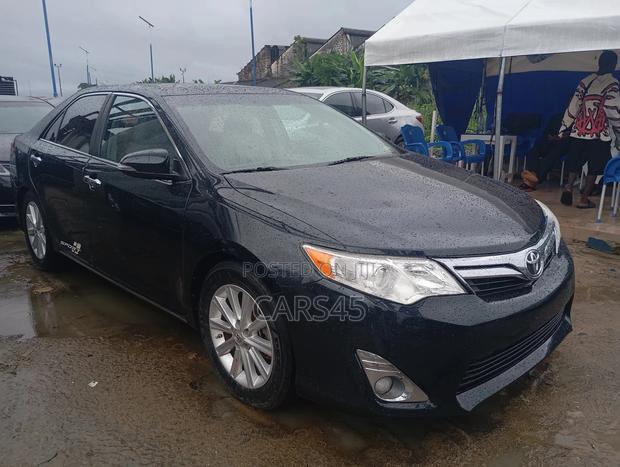 Toyota Camry 2012 Black