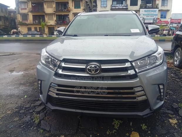 Toyota Highlander 2015 Silver