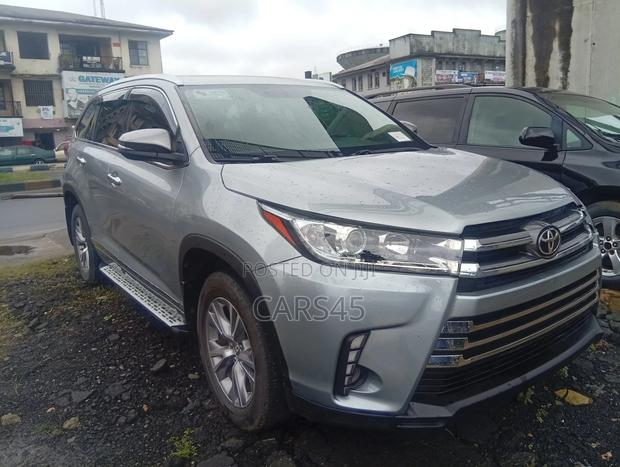Toyota Highlander 2015 Silver