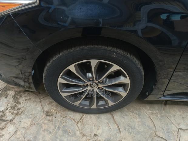 Toyota Avalon 2016 Black