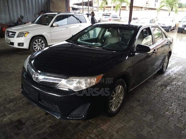 Toyota Camry 2012 Black