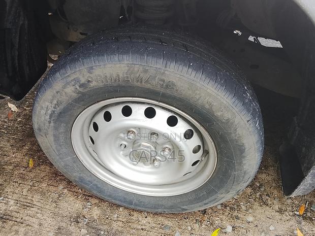 Mitsubishi L200 2009 Blue