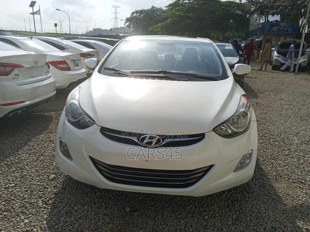 Hyundai Elantra 2013 White