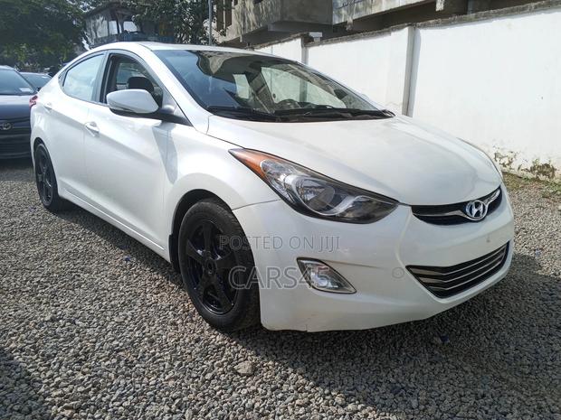Hyundai Elantra 2013 White
