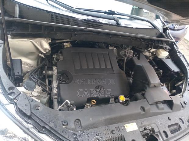 Toyota Highlander 2015 Gold