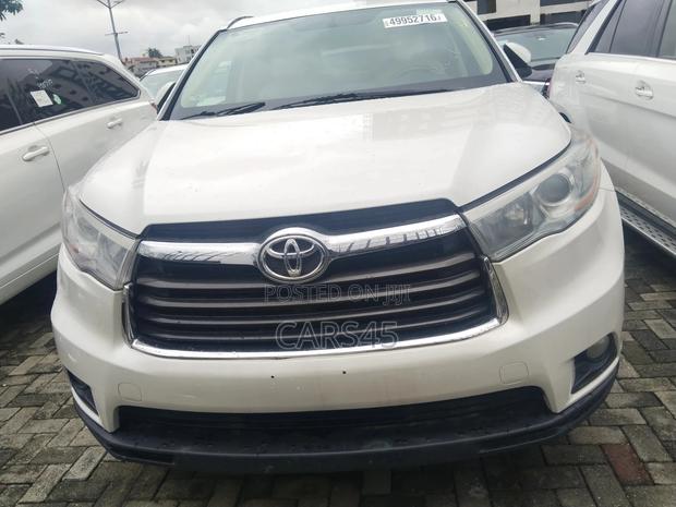Toyota Highlander 2016 Beige