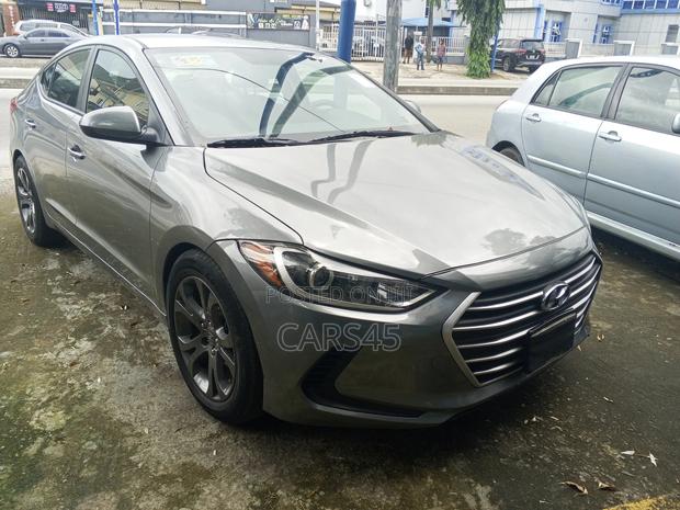Hyundai Elantra Limited 2018 Gray