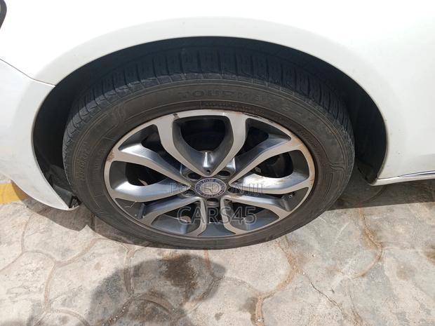 Mercedes-Benz C300 2017 White