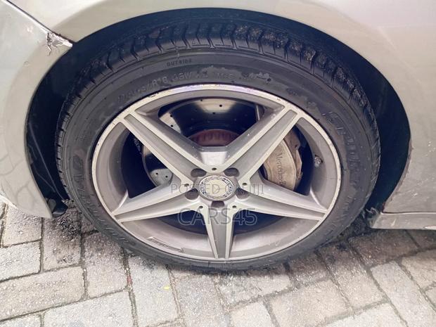 Mercedes-Benz C300 2015 Gray