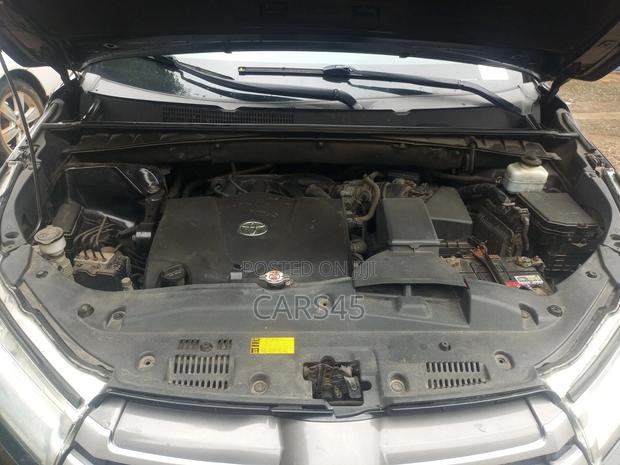 Toyota Highlander 2019 Black
