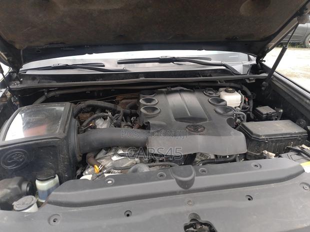 Toyota 4-Runner 2024 Black