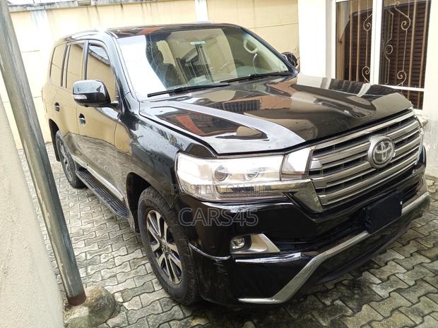 Toyota Land Cruiser 2014 Black