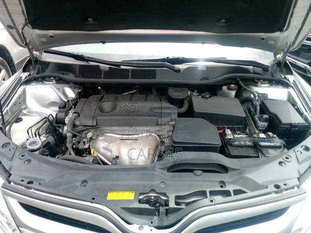Toyota Venza 2015 Silver