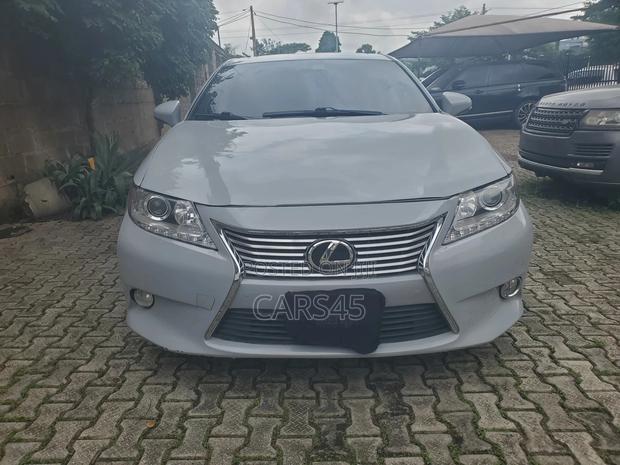Lexus ES 350 FWD 2014 Gray