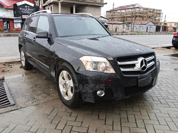 Mercedes-Benz GLK-Class 2011 Black