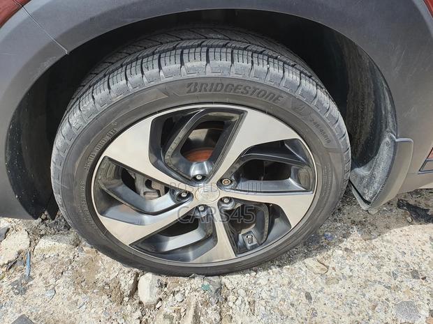 Hyundai Tucson 2017 Red