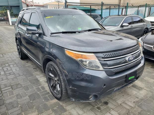 Ford Explorer 2014 Gray